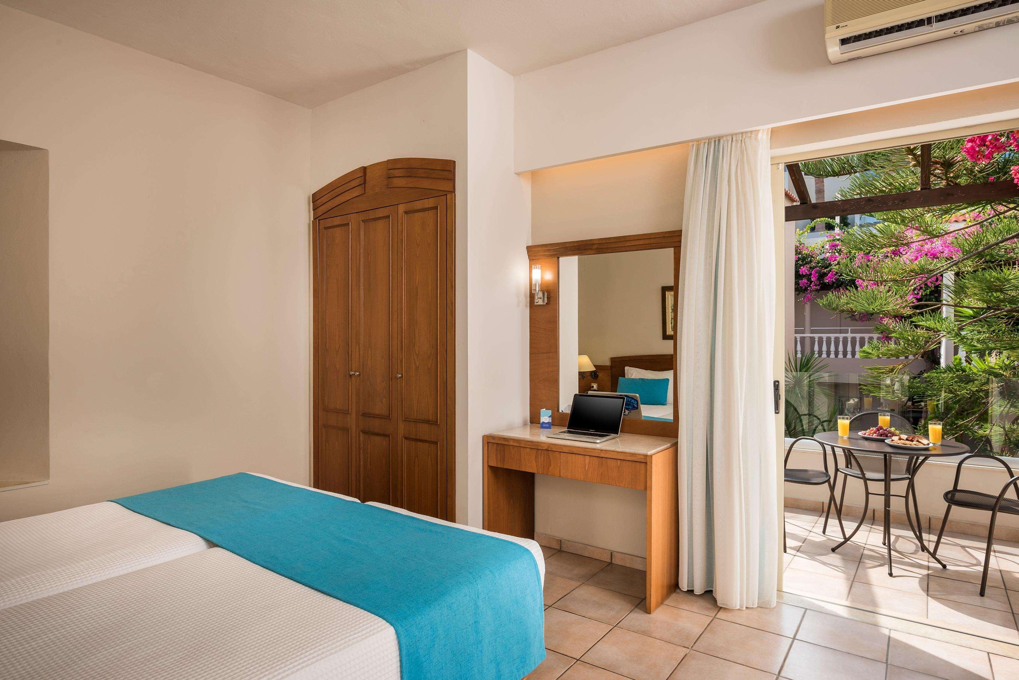 Elotis Suites (Adults Only) Agia Marina Eksteriør billede