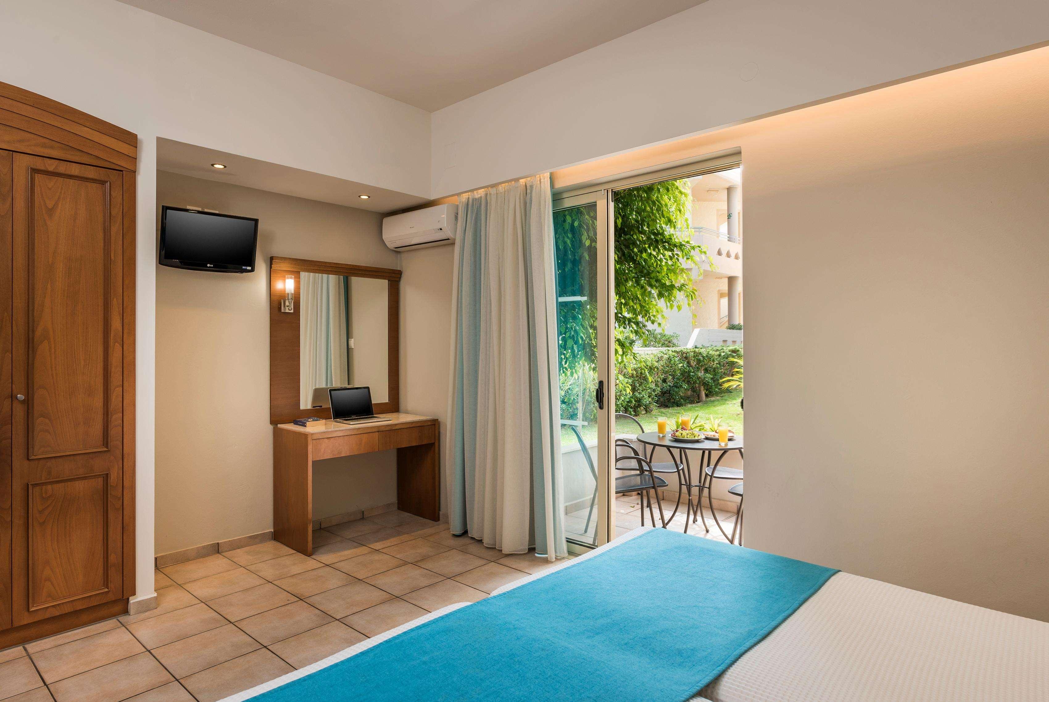 Elotis Suites (Adults Only) Agia Marina Eksteriør billede